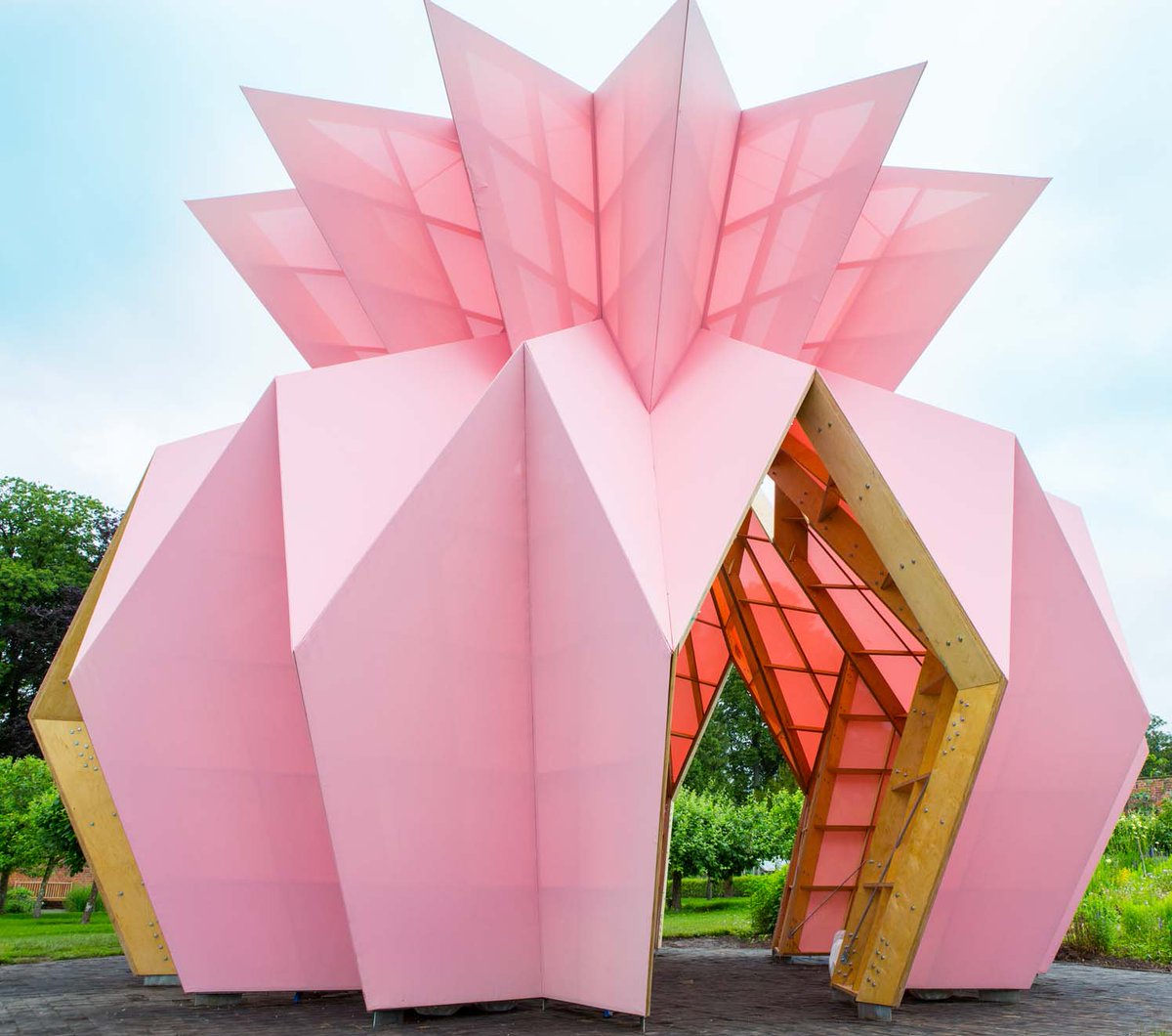 architectmag's tweet photo. Look! Look! Look! is a sculptural pavilion by Studio Morison: https://t.co/1cH8Wg6YIF https://t.co/1O1CD50WLz