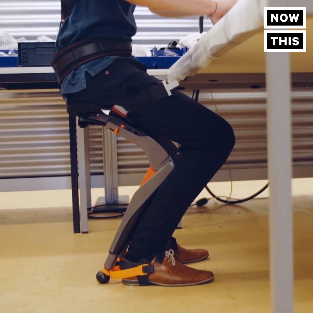 LifeboatHQ's tweet photo. This exoskeleton is basically a chairless chair https://t.co/6h6hD0VGED https://t.co/xNRfEdPcj6