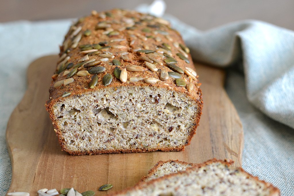 PrettyGoodCook's tweet image. Lekker stevig #koolhydraatarm brood met pitten en zaden #lowcarb prettygoodcooking.wordpress.com/2017/07/17/koo…