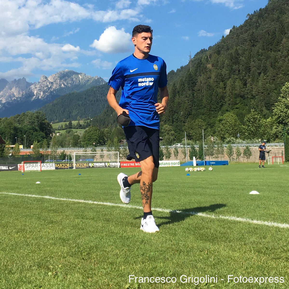 Hellas verona fc on twitter: dopo il permesso concordato con la ... Ritiro permesso