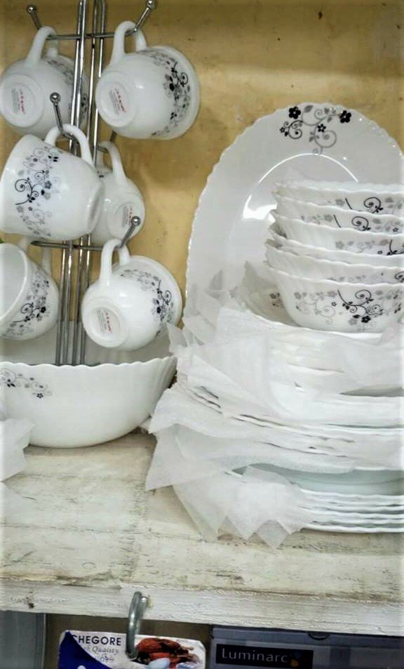 sirbyner's tweet image. ✔Buy this
✔gift her
✔sit back &amp;amp; watch her glow😀
38 pcs dinner set @ 6,000 
Made for ladies of Virtue Order 0710708182
WD
See more➡️ @fikayz