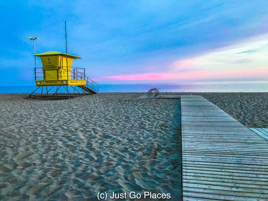 justgo_places1's tweet photo. There’s more to Barcelona than just the city! #travel #BCNmuchmore #costaBarcelona https://t.co/8SggyVJ4cG https://t.co/Qx7yoiIUt8