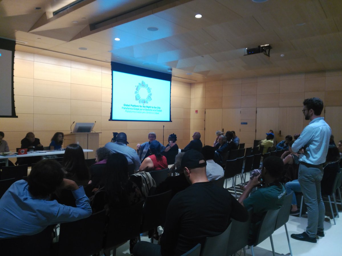 ObservaDESCA's tweet photo. So many ideas and colleagues from all over the world in the 2nd strategic meeting of the @Right2CityGP in NY. Thanks @rosaluxnyc @Diplocat https://t.co/A0s6OWstmn