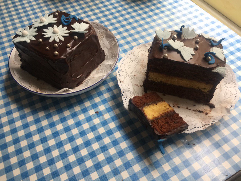 Made little thankyou cakes - this one tastes of posh Jaffa cakes!