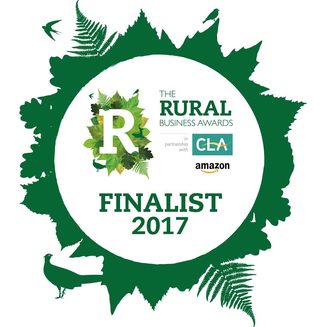 HelenAtFarm's tweet image. We're finalists in the @RuralRBAs Creative or Media-based Business! All fingers, trotters &amp;amp; hooves crossed on the farm 🤞🐷🐮#Marketing #rural