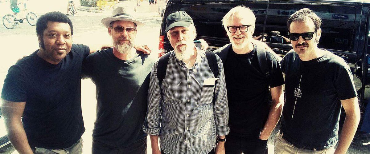 In Madrid this morning we met one of our favorite guitarists, John Scofield. We were pleased to find he's also a very nice guy.