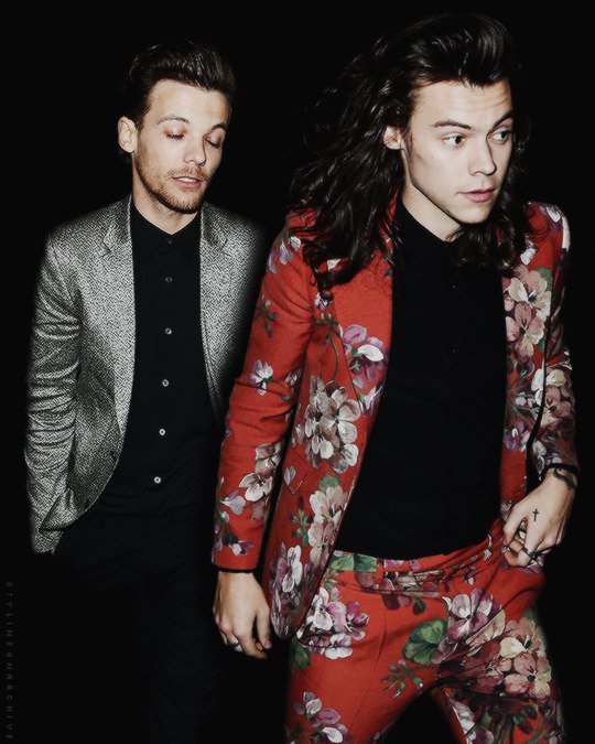 lovehmeplease's tweet photo. @Anastas78125036
#WelcomeBack1D
#OneDirectionStarOfTheFuture
#СтайлзФолловитДерека https://t.co/WBaGeW6Q46