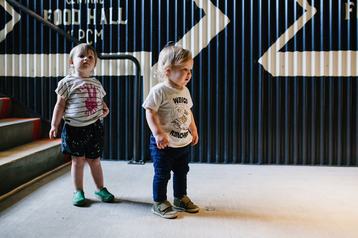 MiniMischief3's tweet image. This stinker got his first cut! Bye bye curls 😭 #momlife #thirdkid #babyboy #babyfashion #stylishkid