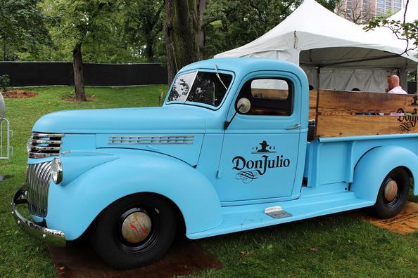 PitchStreet's tweet photo. Don Julio will be serving drinks in style at #margwars: Check out their truck bar! Like an ice cream truck for grown-ups on an August night. https://t.co/s00InRotmH