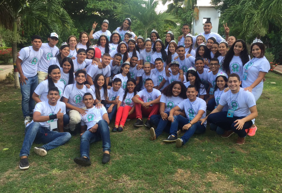 RosanguloB's tweet photo. Explorando en mi corazón descubrí el amor de Dios. #Exp2017 #LaExpedición ❤️ https://t.co/ezC0SHBPKh