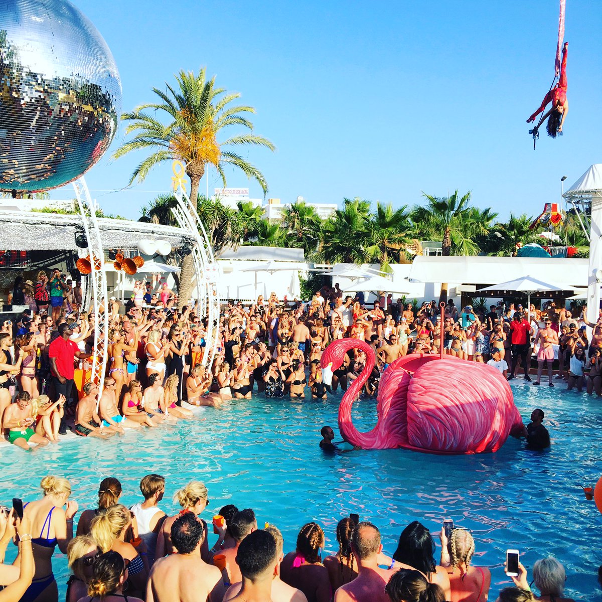 Arriba 99+ Imagen Cala Bassa Beach Club Ibiza (cbbc) Reseñas Lleno