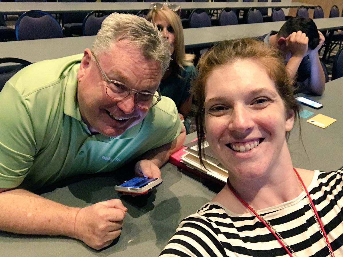 MrsHWestPo's tweet photo. Workshop number...? I don't know...A lot...is underway! @yrbkmiketaylor #yearbookforever17

@yearbookeast17 https://t.co/JEQh9b5R6v