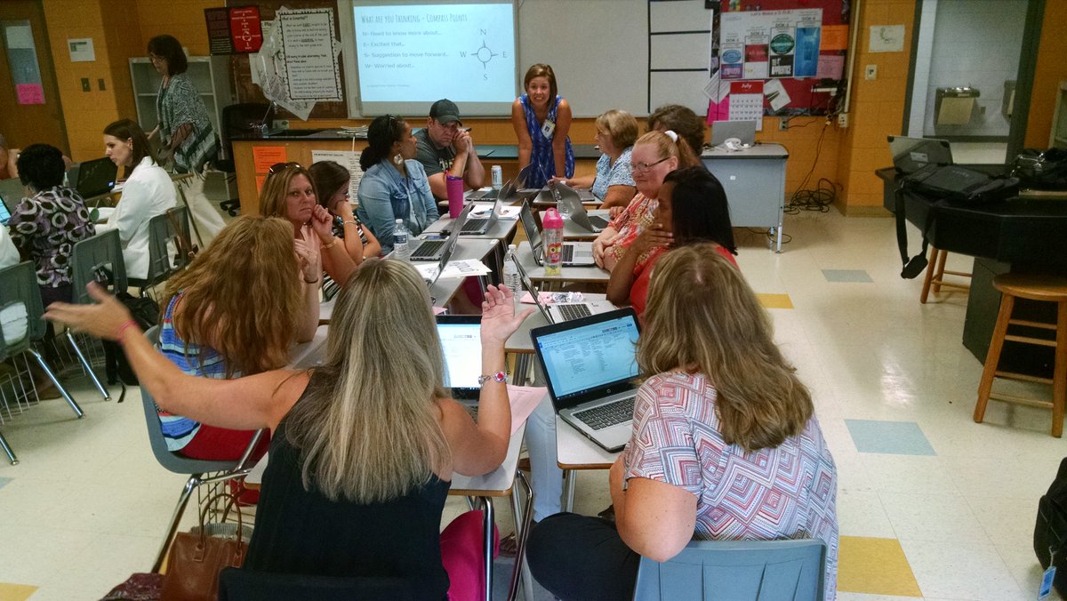consalvi_david's tweet photo. Middle level sci teachers finding essentials and common ground. @STMSWildcats @SPHSstallions #myrhsdstory https://t.co/FzS4wOxc39