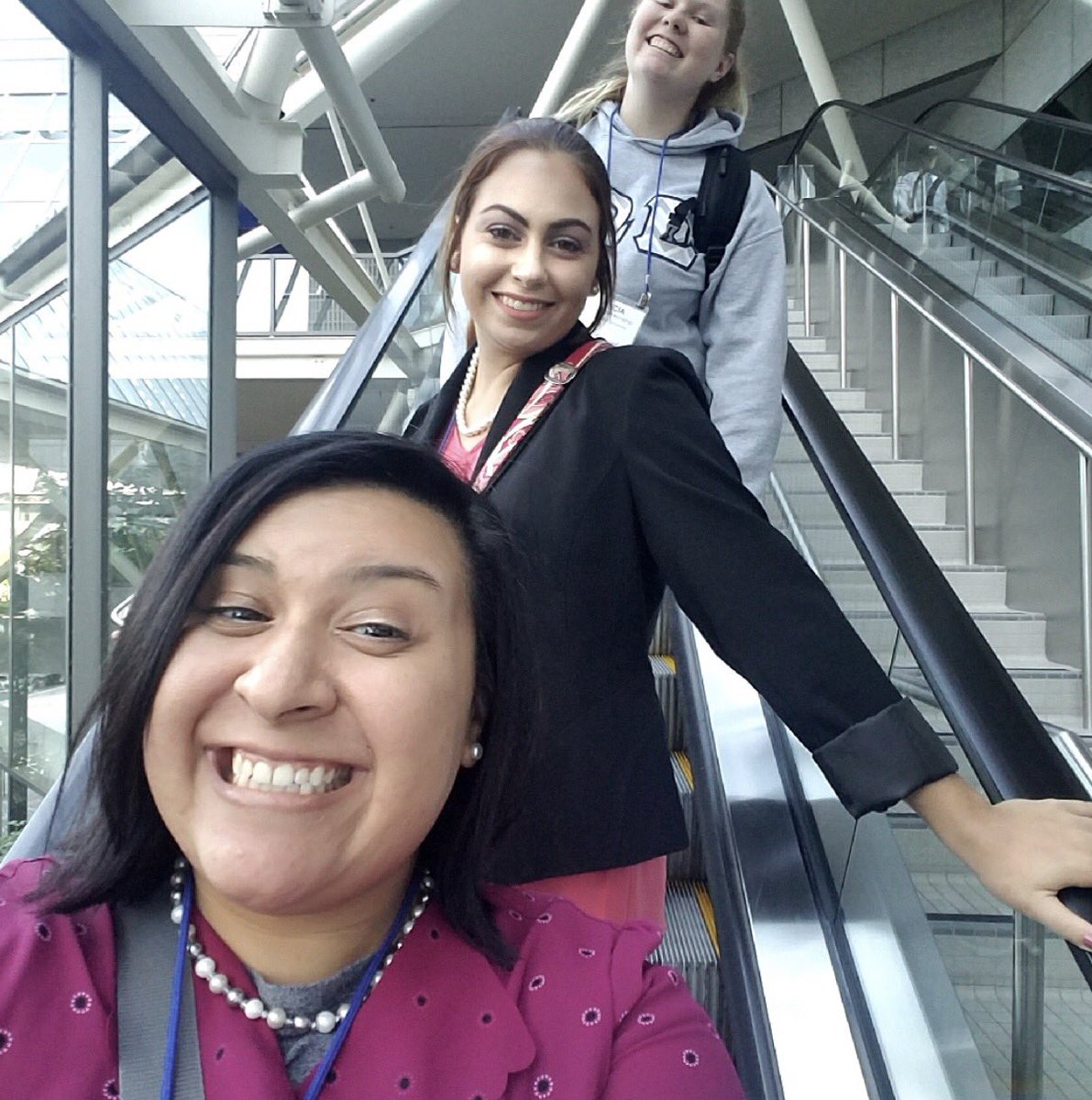 AomegaE_Lamar's tweet image. So proud of our sisters who traveled to Portland, Oregon to represent us at Convention!! 💙💙#LUΑΩΕ #phichapter