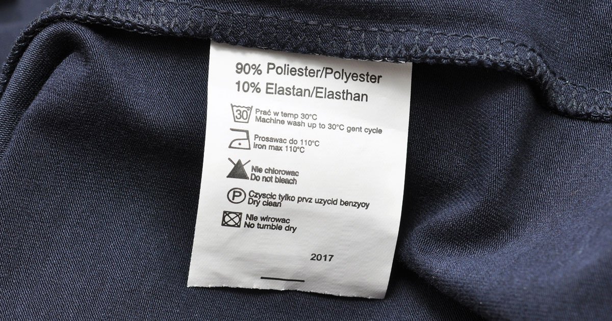 Rinse's tweet photo. #ClosetHacks: The first rule of laundry is to check the care label, and the second rule is to always separate your darks and lights. https://t.co/S7SCv6Mgos