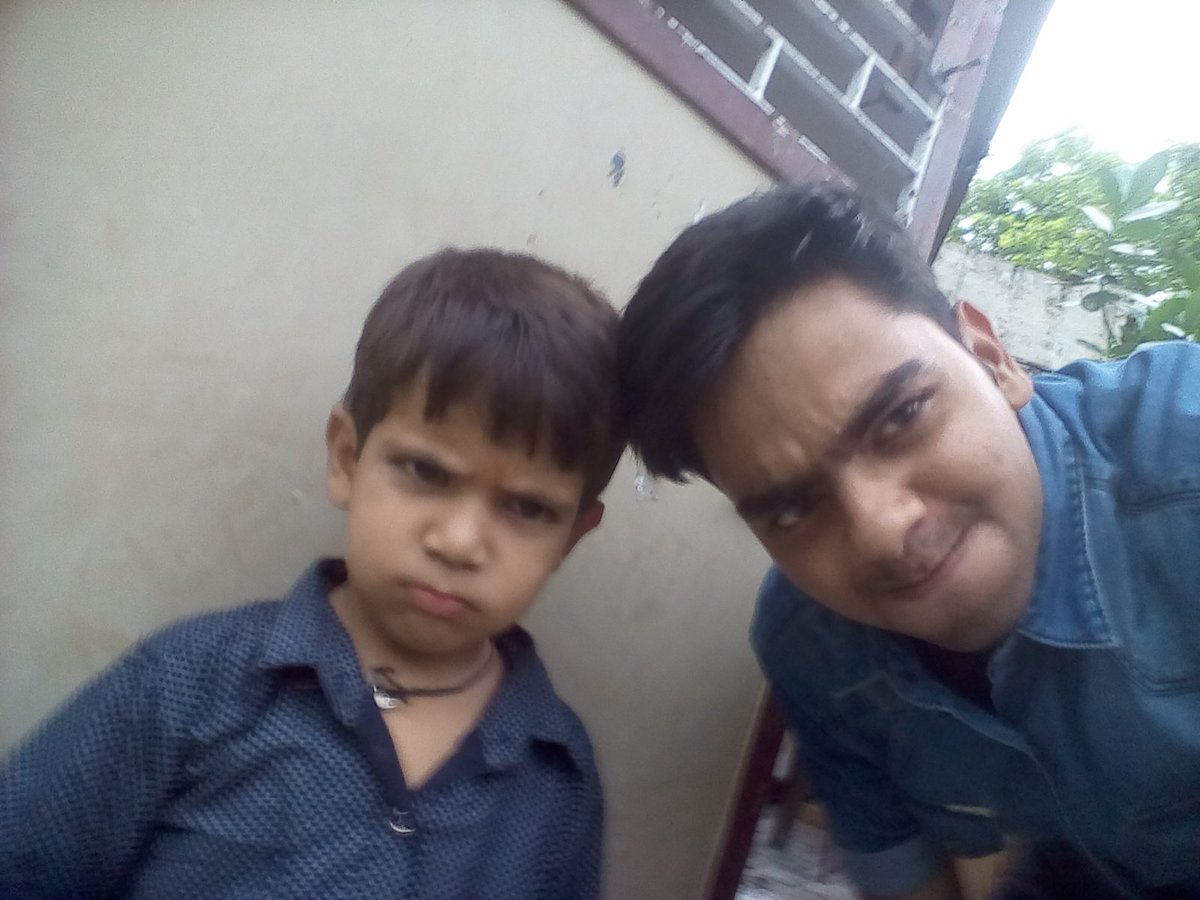 AdeshTi62778744's tweet photo. Jab bachha apse jyada expressive ho
#hindikamjorh https://t.co/04mhCHaLxH