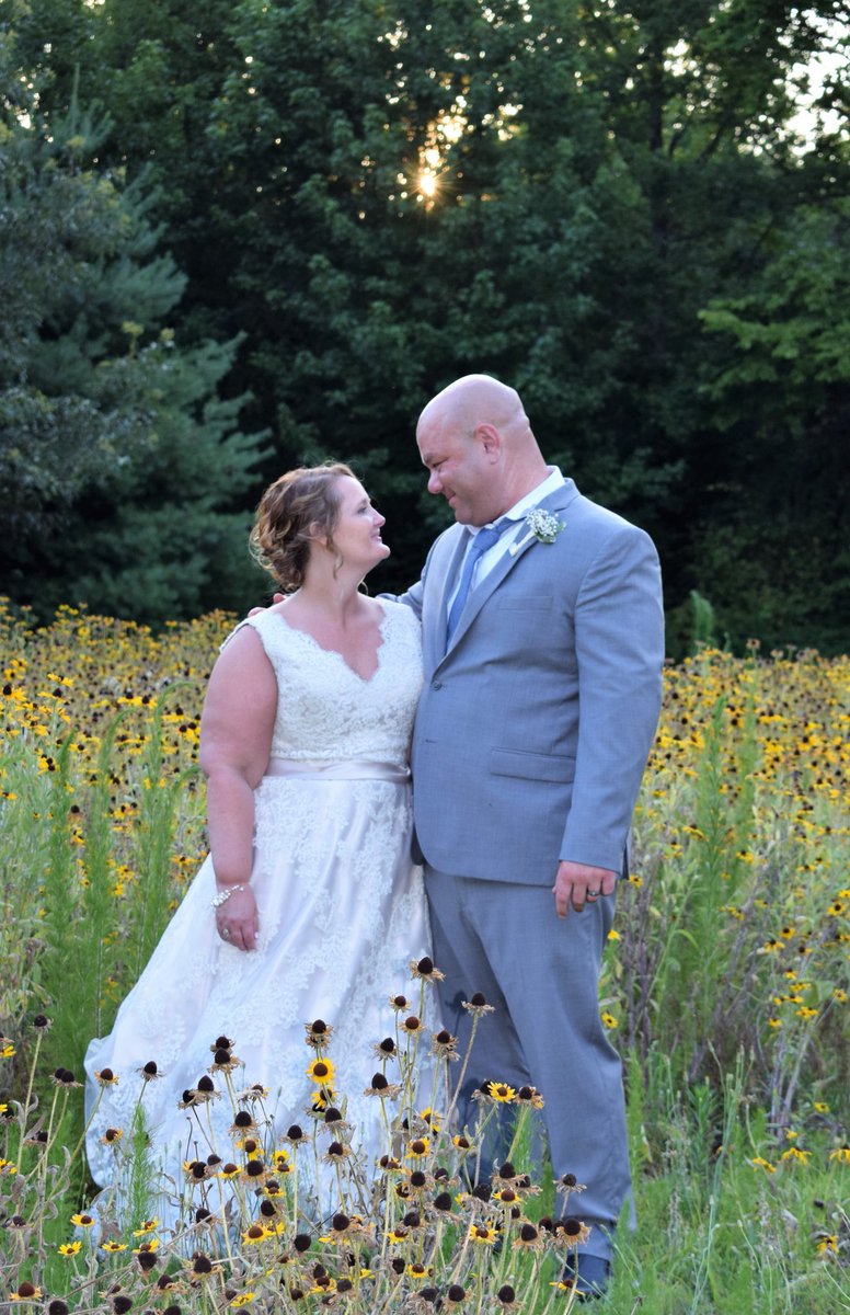 AlturiaFarm's tweet image. Presenting Mr. &amp;amp; Mrs. Mangiaracina! Our best to this lovely couple! #rvaweddings #richmondweddings #alturiafarm