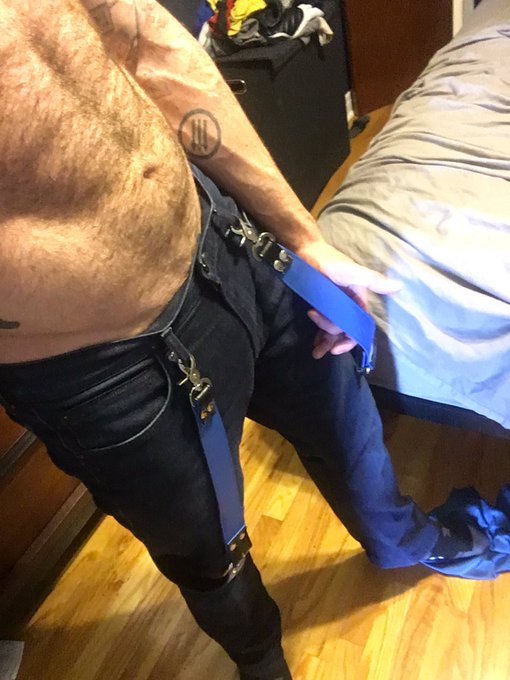 My custom suspenders came in from @_Northbound_ !! All ready for Dore now. I love getting new gear. https://t<a class="tags" target="_blank" title="On Twitter" href="/?out=eyJ0eXAiOiJKV1QiLCJhbGciOiJIUzUxMiJ9.eyJpYXQiOjE3MjA5NDUzNjQsImlzcyI6InR3cG9ybnN0YXJzLmNvbSIsIm5iZiI6MTcyMDk0NTM2NCwiZXhwIjoxNzUyNDgxMzY0LCJyZWRpcmVjdF91cmwiOiJodHRwczovL3R3aXR0ZXIuY29tL19Ob3J0aGJvdW5kXyJ9.DLL4XEc-6c-stjSyMF6Ql5TajPBlJxlG-idCgdfZLjQU_7ejJqfIVnJUmC0N8HECDnp1XTFJ_kEp3d4464KNtw">@_Northbound_</a><a href="/tag/ptown"class="tags"><span>#ptown</span></a><a href="/tag/bearweek"class="tags"><span>#bearweek</span></a>