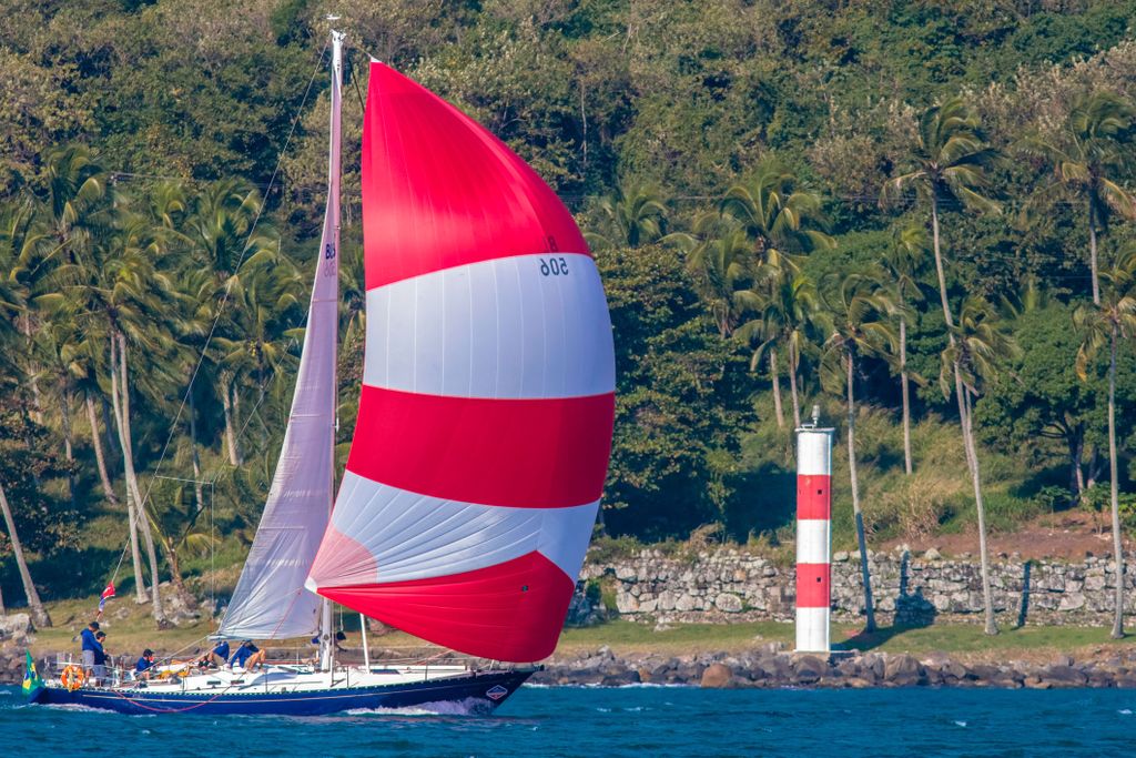 SailStation's tweet photo. #svilhabela #colors #lighthouse #sailing #sail #sailboat #yachting #yacht #boating #sailor #boat

Foto: Marcos Mendez / #SailStation https://t.co/S5BDveAksQ