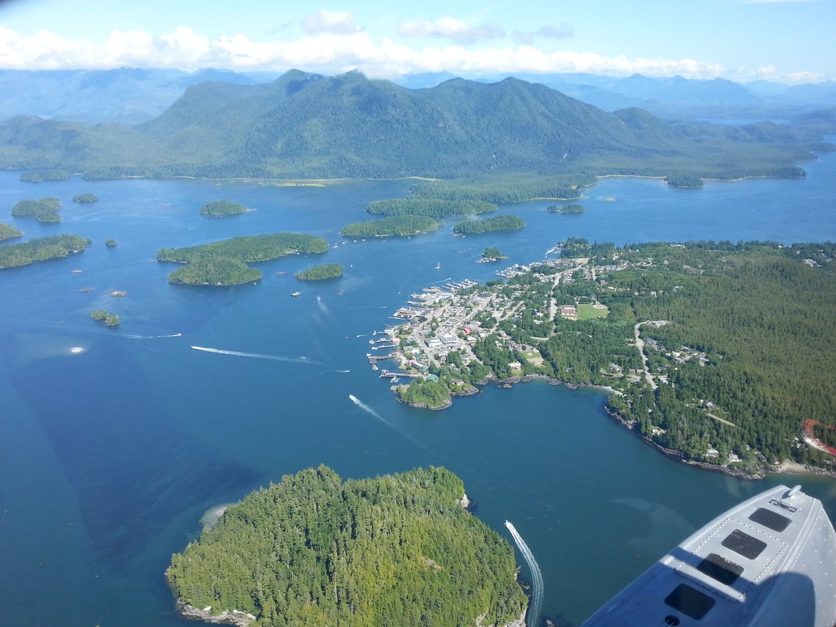 nwseaplanes's tweet photo. Have you ever seen Tofino BC from a seaplane? It's definitely an experience. Charter one of planes today: https://t.co/xoYHNDnQgR https://t.co/7GWFjkKJAd