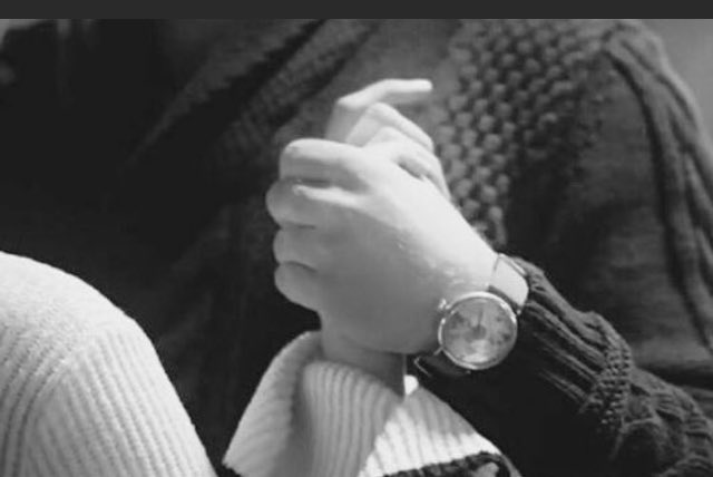 ♚

♪..،يا غلاك اللي بقلبيّ من الوريد إلى الوريد __ ♥

♥

♥

♥.               🌹#ثامر 🌹