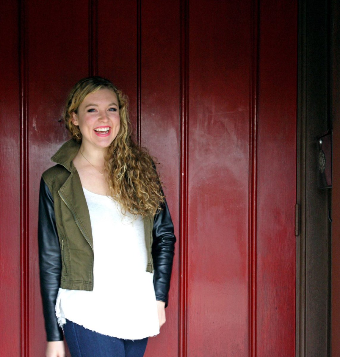 sdlproject's tweet image. Meet the designer who calls Spanish Fort her home sweet home. Read the full article about Rebecca here. goo.gl/CfgBTW