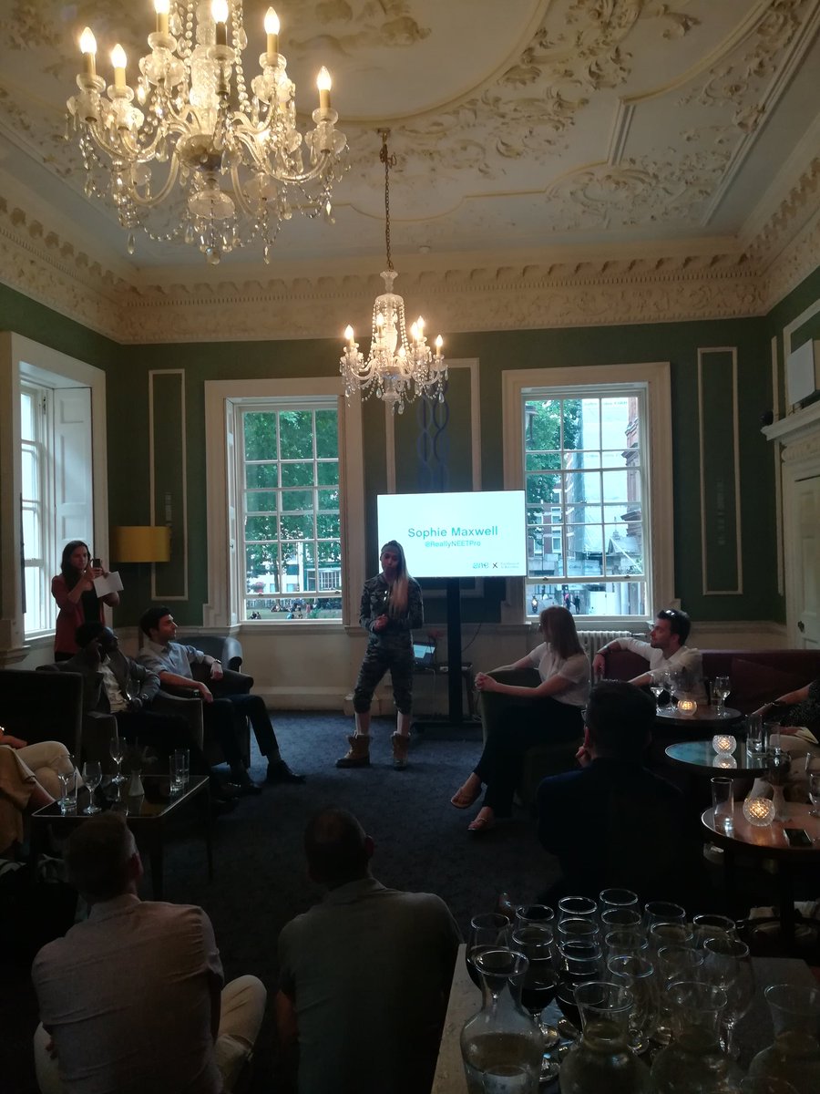 HoStBarnabas's tweet photo. Amazing stories and incredibly enterprising ideas from @OneYoungWorld ambassadors  @ReallyNEETPro @jamala_osman &amp; many more #socialchange https://t.co/XtGXoZzt8b