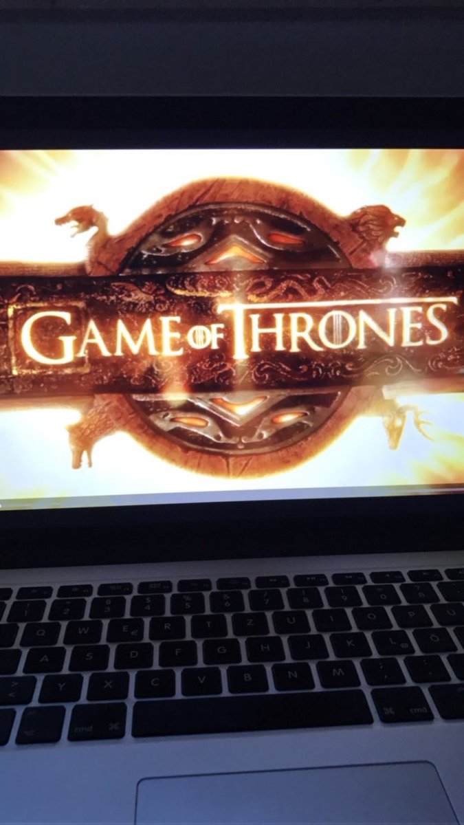 DE9bJm8XoAAlZVV.jpg (675×1200)