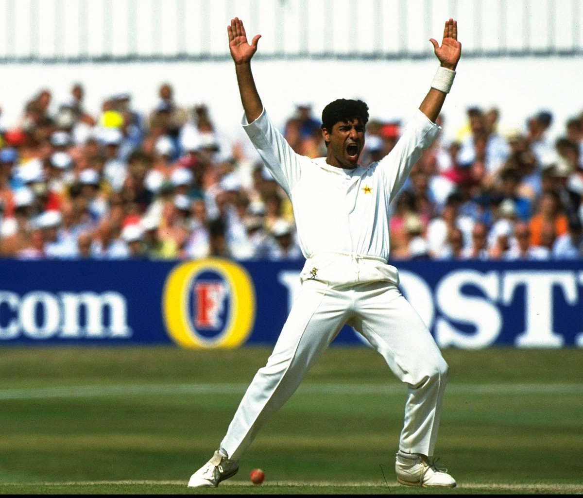Iamwaqasahmed's tweet photo. Most 5 wicket haul in ODIs possessed by great @waqyounis99 , did it 13 times.
@realshoaibmalik
#PakistanZindabad #70YearsofIndepence https://t.co/1aNnQMWRjN