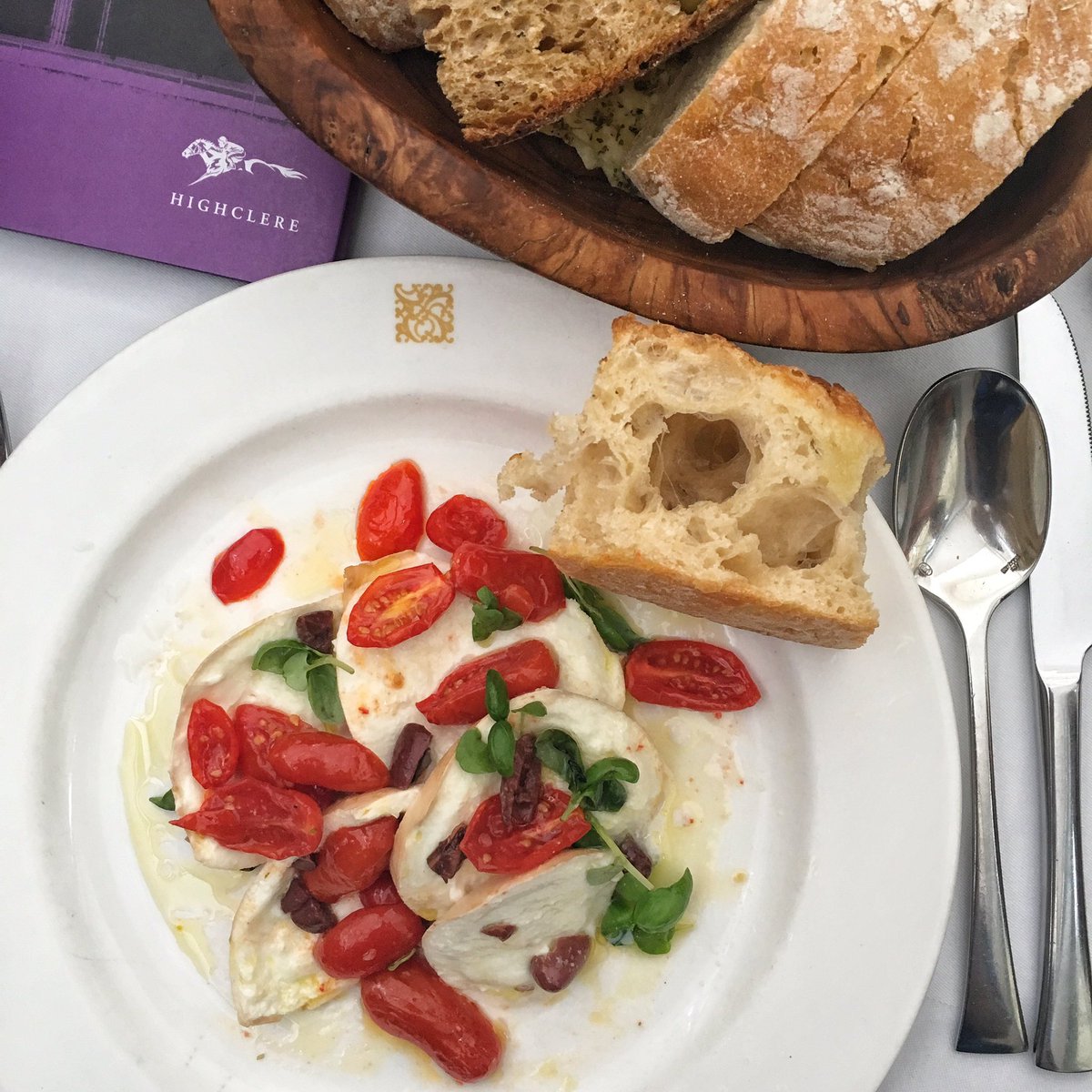 Starting very well at the Day at the Races dinner <a href="/DaphnesLondon/">Daphne's London</a> and I seem to have taken custody of all the bread 😊