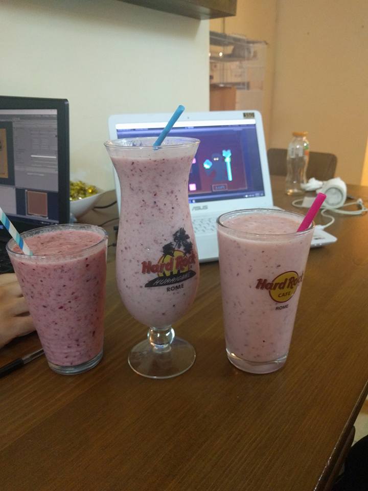 MoraleDevStudio's tweet image. Working late on the awesome update for tomorrow,
Isn&apos;t that bad when you got a smoothy :)