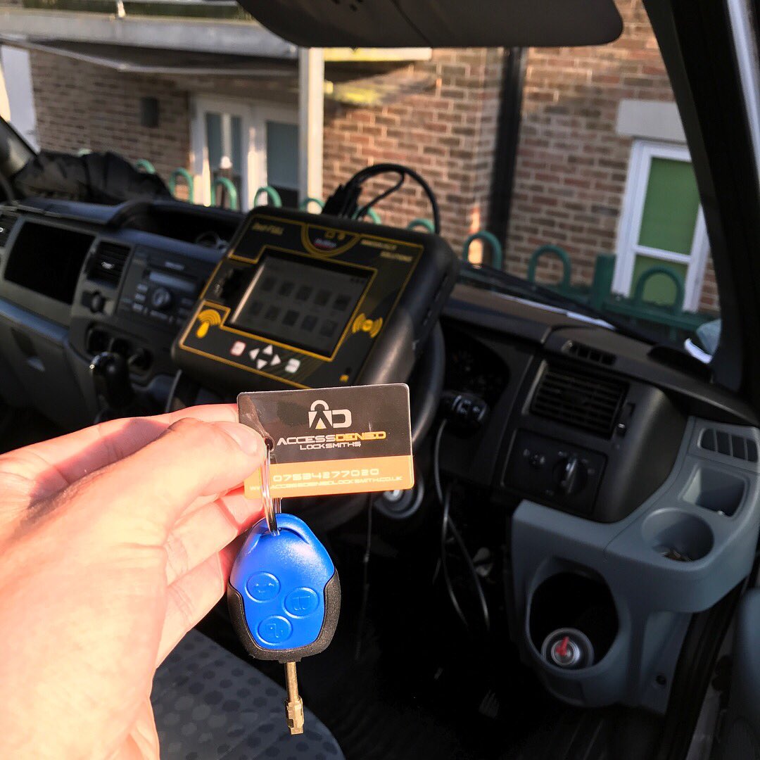 TylerDenied's tweet photo. Need a key cut and programmed? Call Tyler on 07534277020

#ford #transit #lost #keys #cutting #essex #Hertfordshire 
https://t.co/BlyXHM47CP https://t.co/lbnKeXu54W