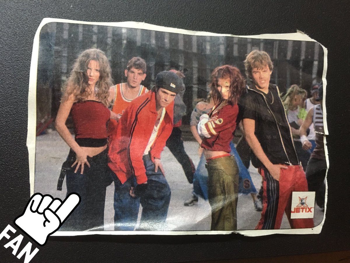 Narytta's tweet photo. Joyas que andaban guardadas por casa #Erreway #RebeldeWayForever #Fan https://t.co/moqhuPCIu7