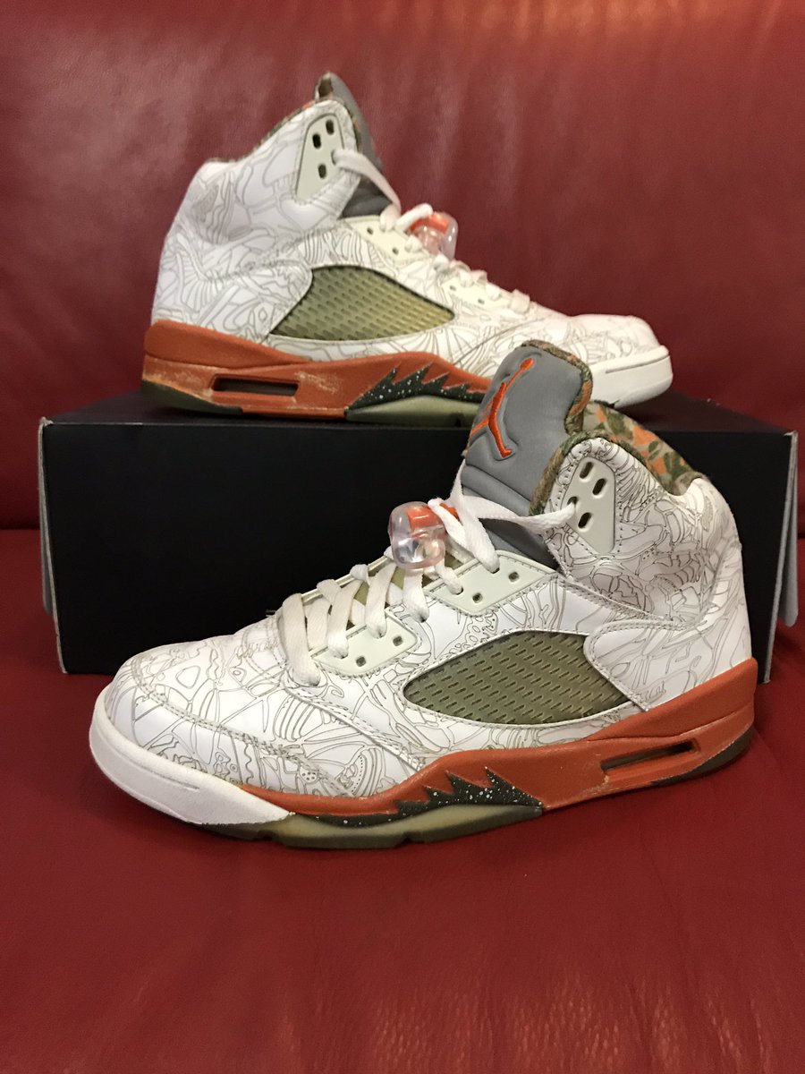 Randomdropstore's tweet photo. Size 9 - $155 Shipped

https://t.co/FyNVdfykE3 https://t.co/BBKJKwebFB