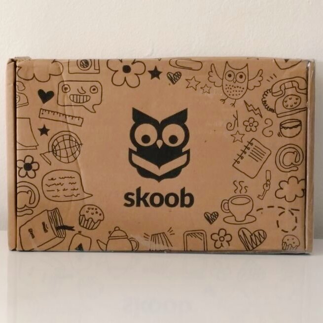 Words_Cia's tweet photo. Caixa #01 do Skoob veio recheada de amor! https://t.co/gkkLm8c4GB