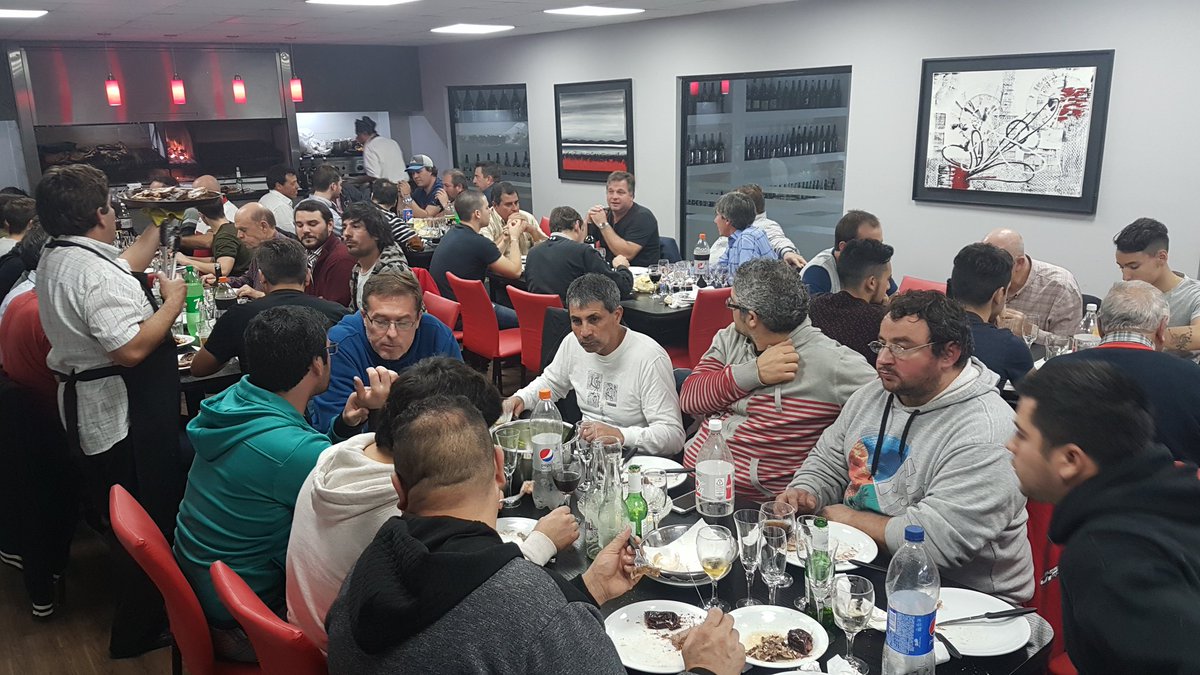 🎬👏 Asado #Trunfo de <a href="/diegociantini/">Diego Ciantini</a> 🍾 #TCM