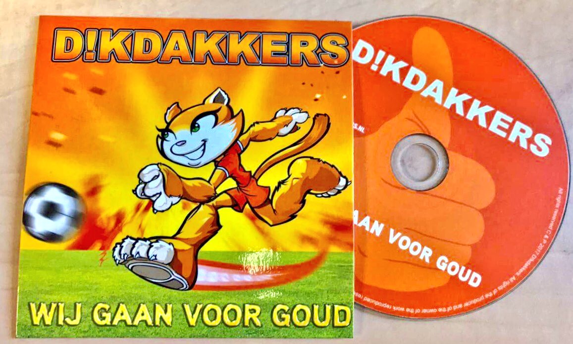 Dikdakkers's tweet photo. The Gold Edition @oranjevrouwen LeeuWINNEN!🏆#OnsEK #Oranjevrouwen #OranjeLeeuwinnen https://t.co/61owGP1Y4m
