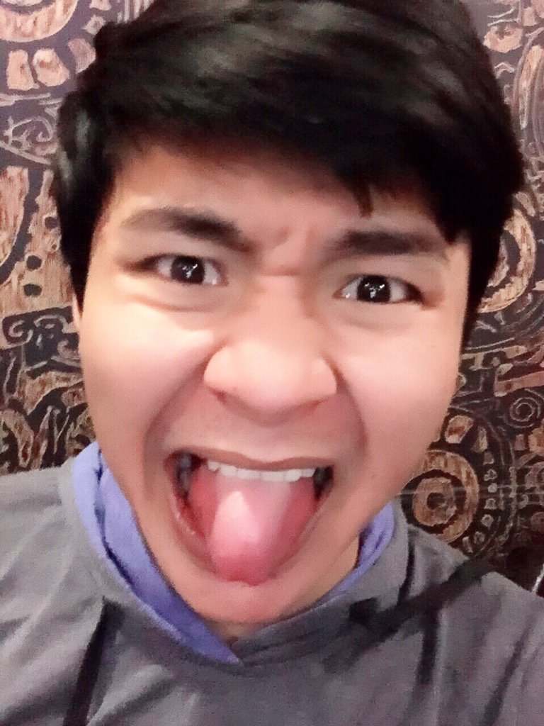 SanLinHtet2's tweet photo. 😂😂😂
#sanlinhtet https://t.co/BlJOSqvRna