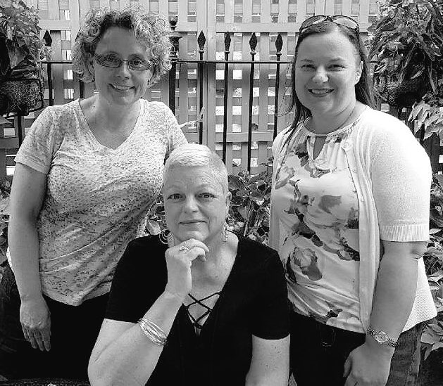 Madelle10's tweet image. My wonderful dinner with #femtor #etfo strong women leaders!