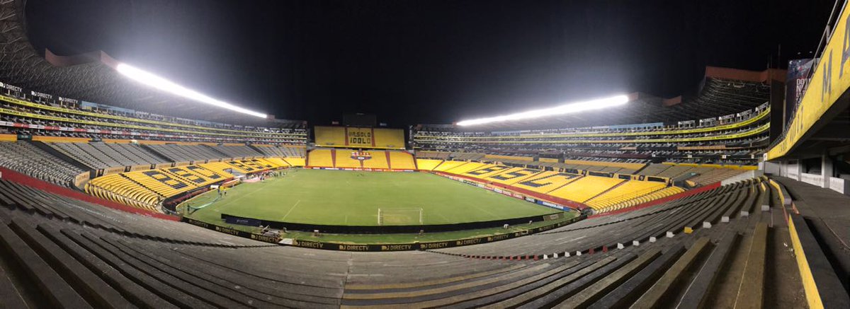Palmeiras's tweet photo. Está chegando a hora! ⏰
#DalhePorco #AvantiPalestra https://t.co/CxIqNinLHX