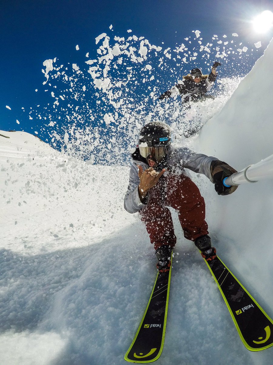 noah_wallace's tweet photo. ๐๐พ Mahalo vibes from @momentumcamps! @TylerCurle_ on the ๐| @girosnow @GoPoleMounts | #gopole #gopolereach #girosnow https://t.co/vSCwX9SXU0
