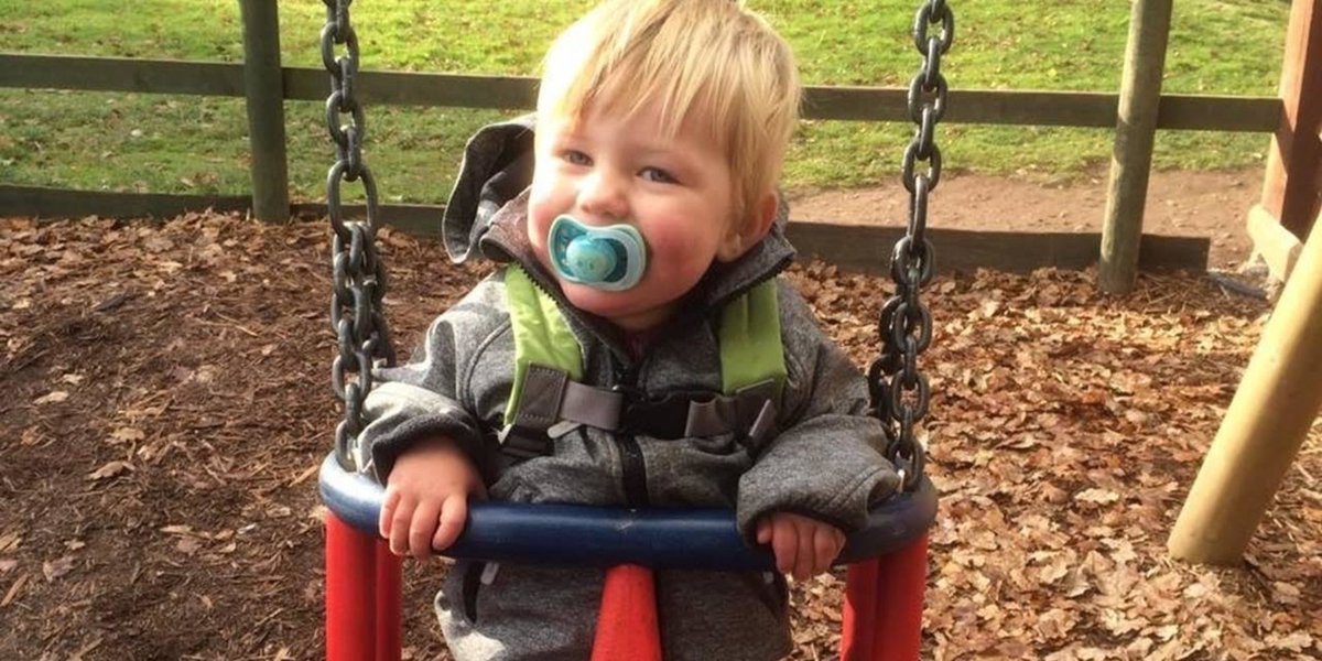 HPUKParents's tweet photo. A toddler born deaf is learning to speak after being given 'life enhancing' hearing aids https://t.co/UFU6xwpVhG https://t.co/iZXeYG0UdN