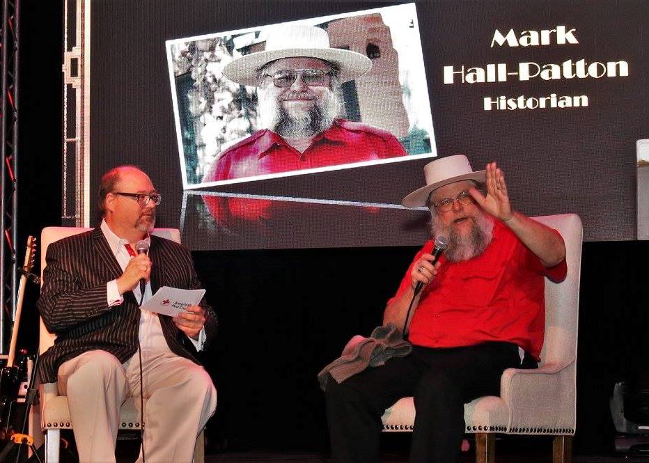 tcordervegas's tweet photo. Thank you @knowledgebeard #MarkHallPatton from @CCHMuseum for helping @SNVredcross celebrate the 100th Anniversary of #RedCross #LasVegas https://t.co/15639bLlub