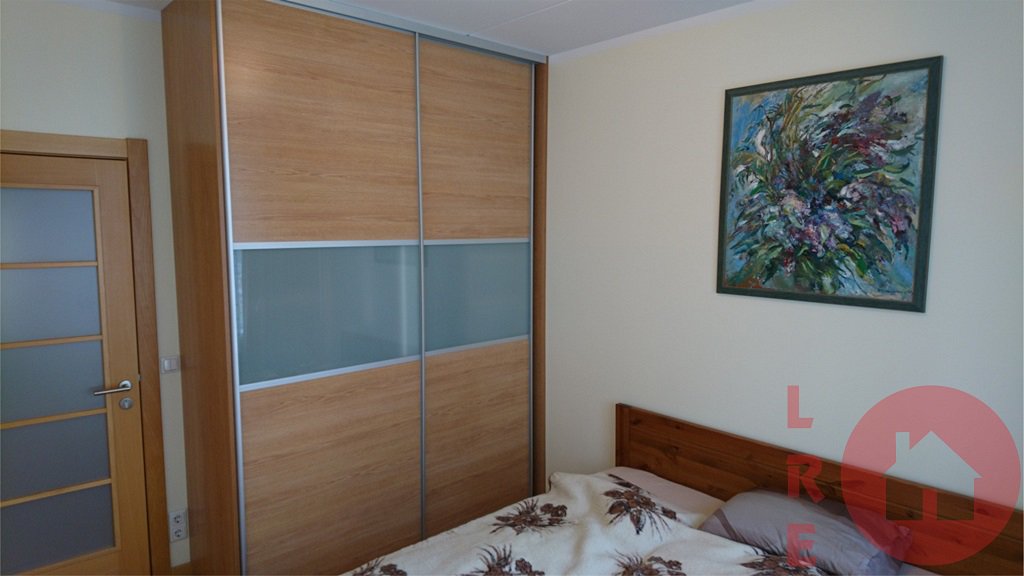 For rent 3 room apartment 110m2 Bikernieku 126, Mezciems, Latvia.

Price: 700 EUR/ month