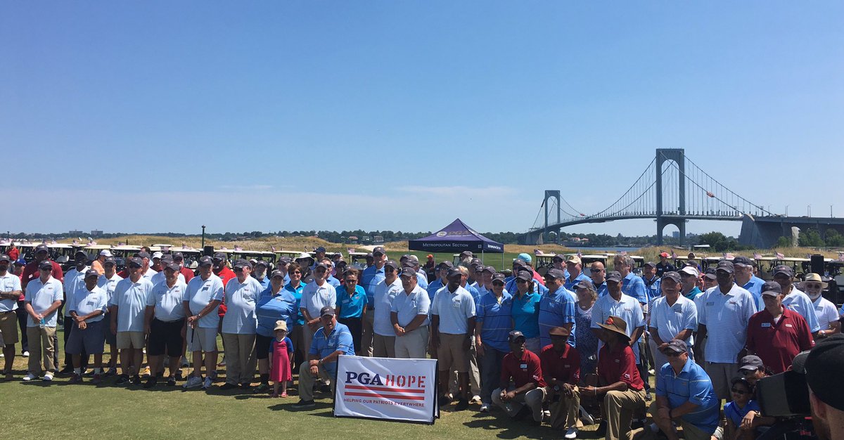 JonathanGoldPGA's tweet photo. Special day with amazing veterans, PGA Professionals, @MetropolitanPGA and @bcrowellpro. Thank you @TrumpFerryPoint. #PGAHOPE https://t.co/AbQLosVosL