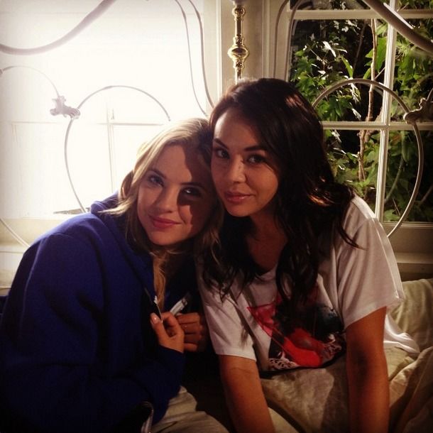 HeftyHanna_94's tweet photo. We were best friends and I really loved you once. I wish we could get back to that point Mona. ❤ @LiarRevenge https://t.co/tDl5Kc78cP