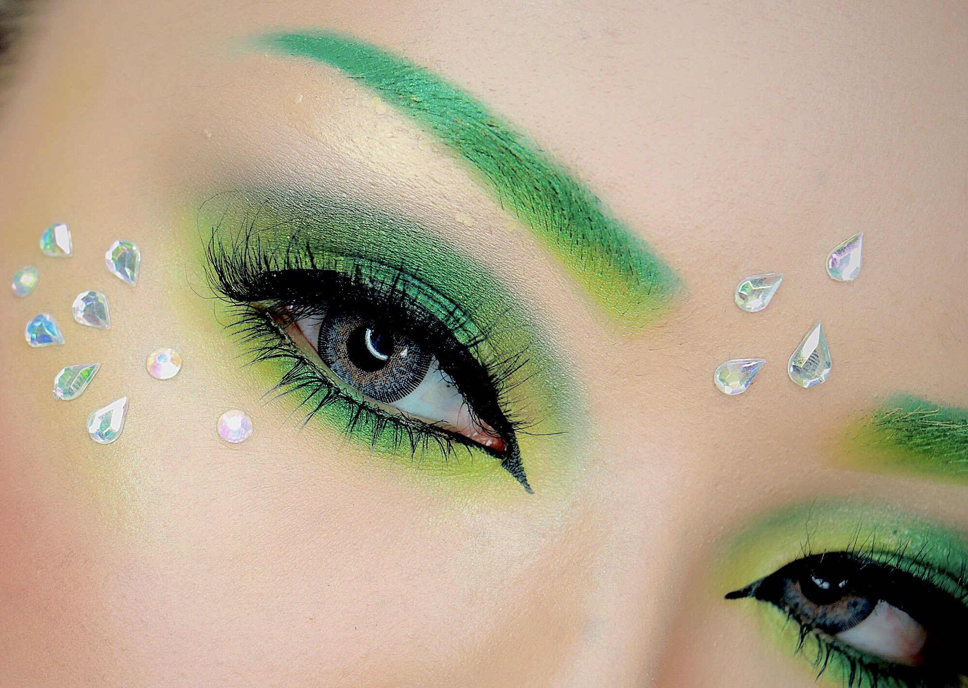 Marilyn Fukuse Yuuri Twitterren こんなメイクしてみた カラーメイクとか一年ぶり ブルーアートメイク以来 Eyemakeup Green Neon Neinmakeup Mac Nyx Marilyn Youtuber Makeupyoutuber Yellow T Co Kokupbc4rl Twitter