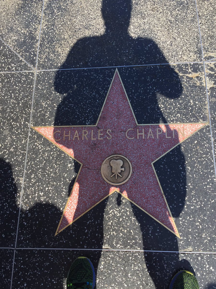 newietraveller's tweet photo. The tawdry glamour(???) of Hollywood Boulevard #Hollywood #Hollywood7 #LosAnglesExplore2017 https://t.co/QJYlswC9yz