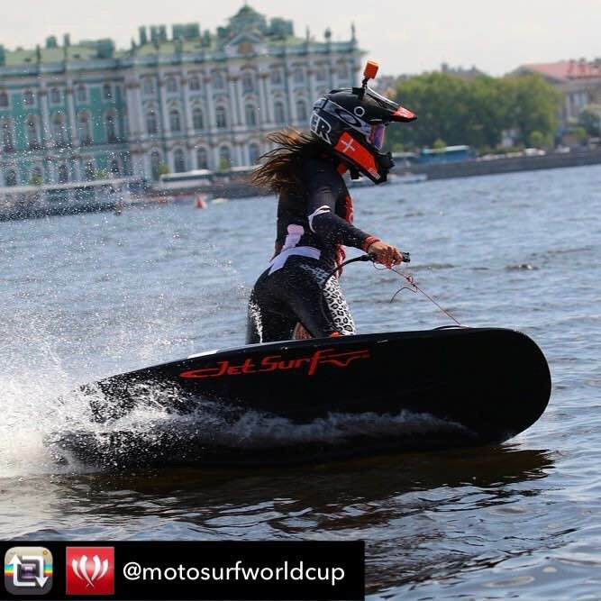 <a href="/JetSurf_/">JetSurf_</a> <a href="/RideLeisure1/">Ride Leisure</a> head down to #wybostonlake watch the #jetsurf #racing ! Full bar &amp; food available all weekend with free entry