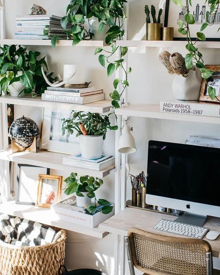 GetNesting's tweet image. Nothing better than a well-organized, eye-pleasing work space! Get rid of clutter, keep the essentials. 👌🏼 #getnes… ift.tt/2sIkqVv